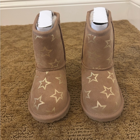 Ugg kids classic ll iridescent star boot - Picture 4 of 6